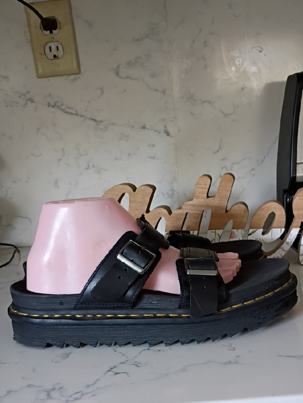 DR.MARTENS SANDALS WOMEN